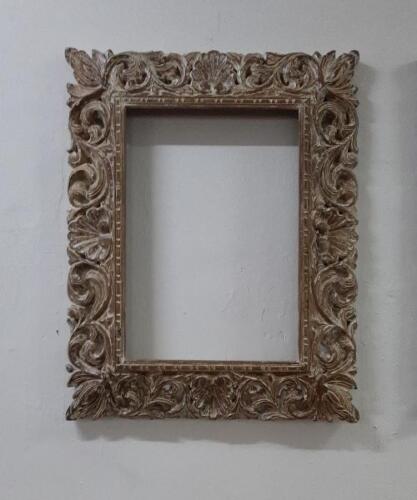 CARVING MIRROR FRAME